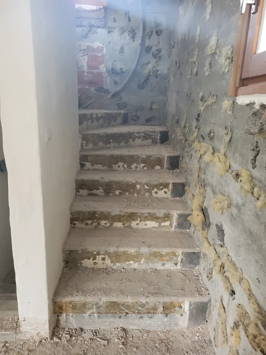 The staircase before demolition